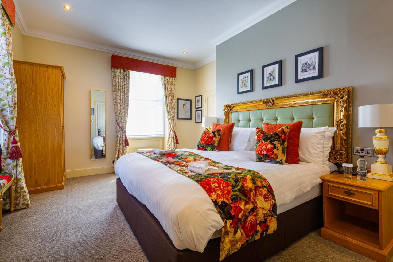 The Rutland Arms Hotel, Bakewell, Derbyshire Екстер'єр фото