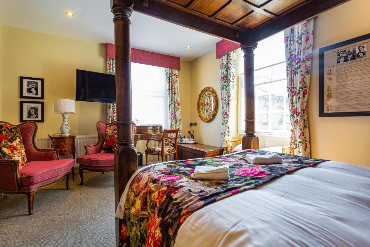 The Rutland Arms Hotel, Bakewell, Derbyshire Екстер'єр фото