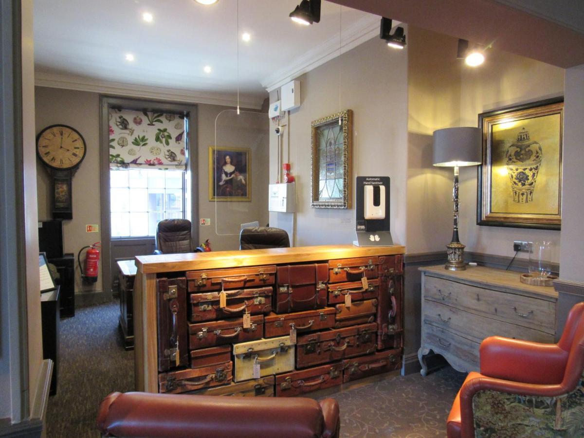 The Rutland Arms Hotel, Bakewell, Derbyshire Екстер'єр фото