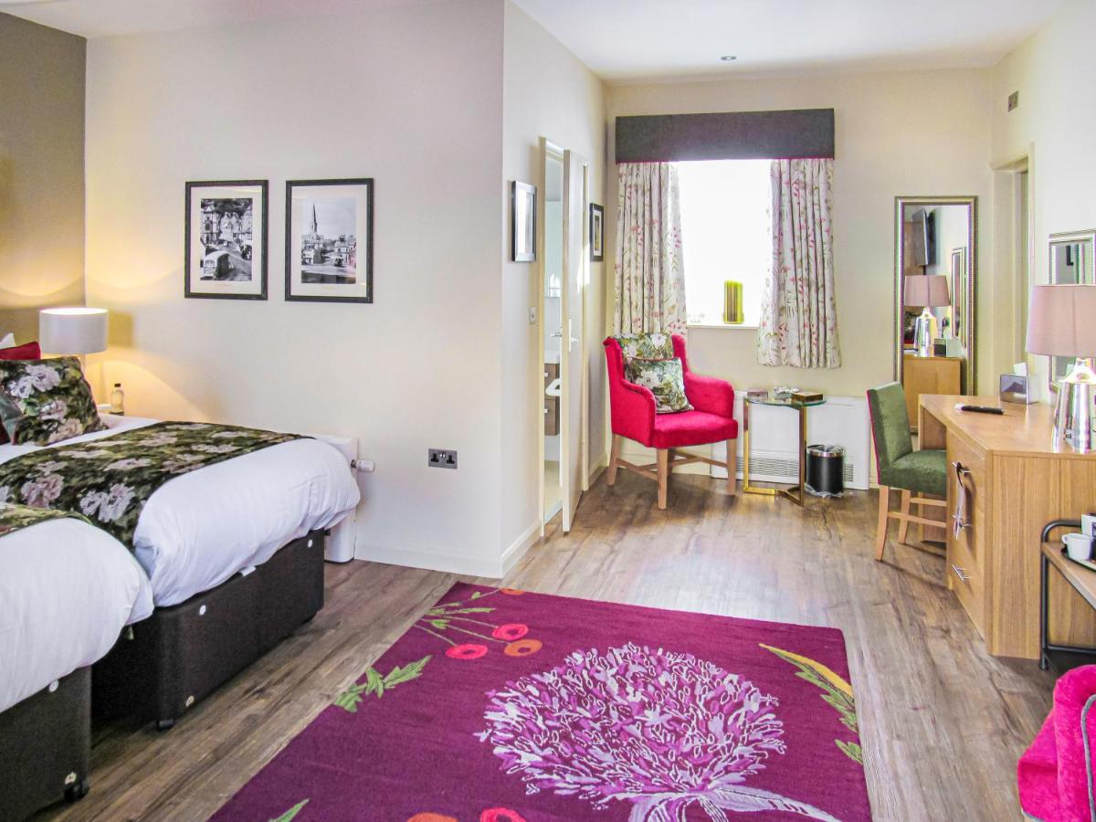 The Rutland Arms Hotel, Bakewell, Derbyshire Екстер'єр фото