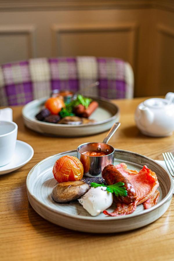 The Rutland Arms Hotel, Bakewell, Derbyshire Екстер'єр фото