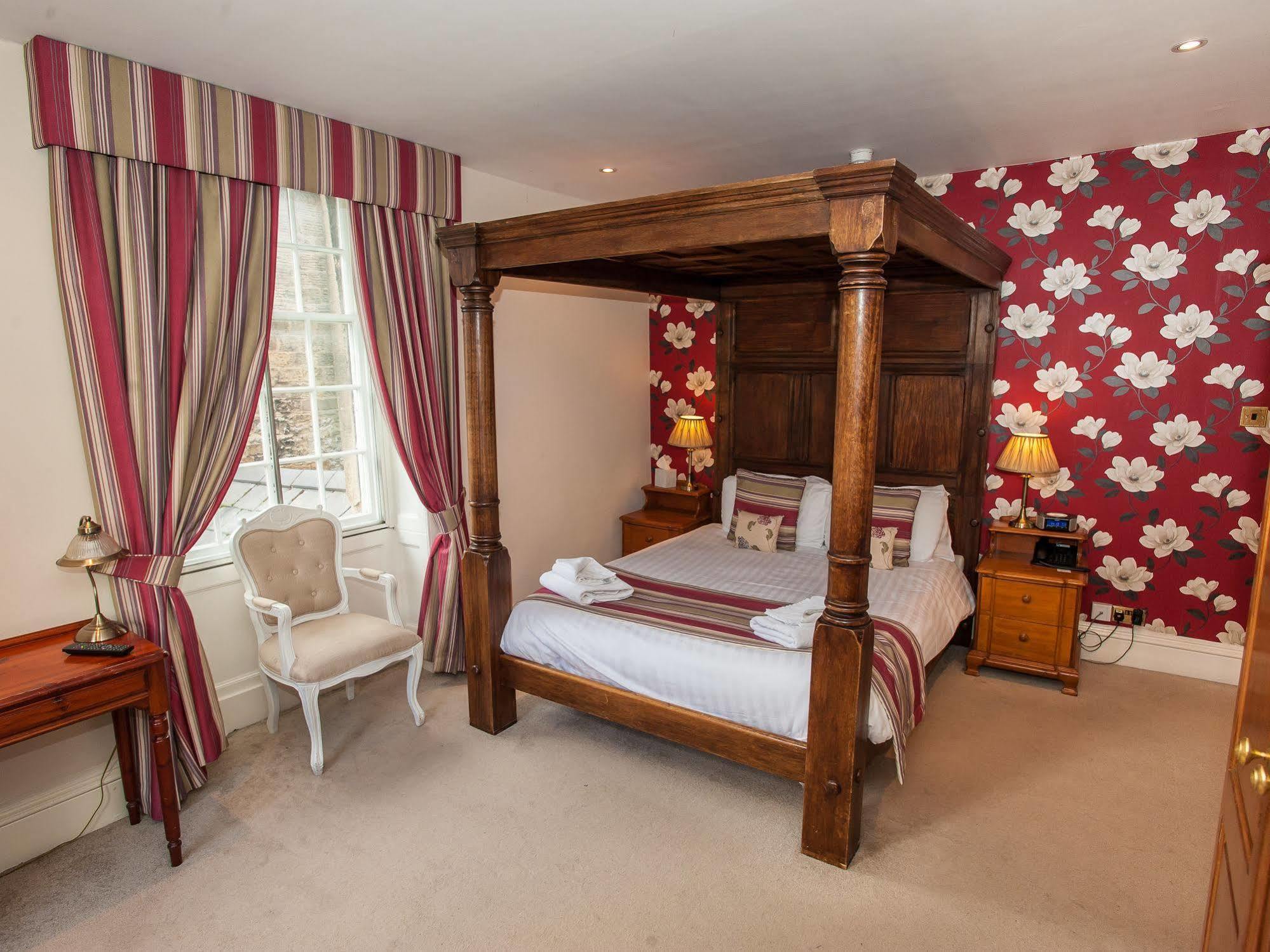 The Rutland Arms Hotel, Bakewell, Derbyshire Екстер'єр фото