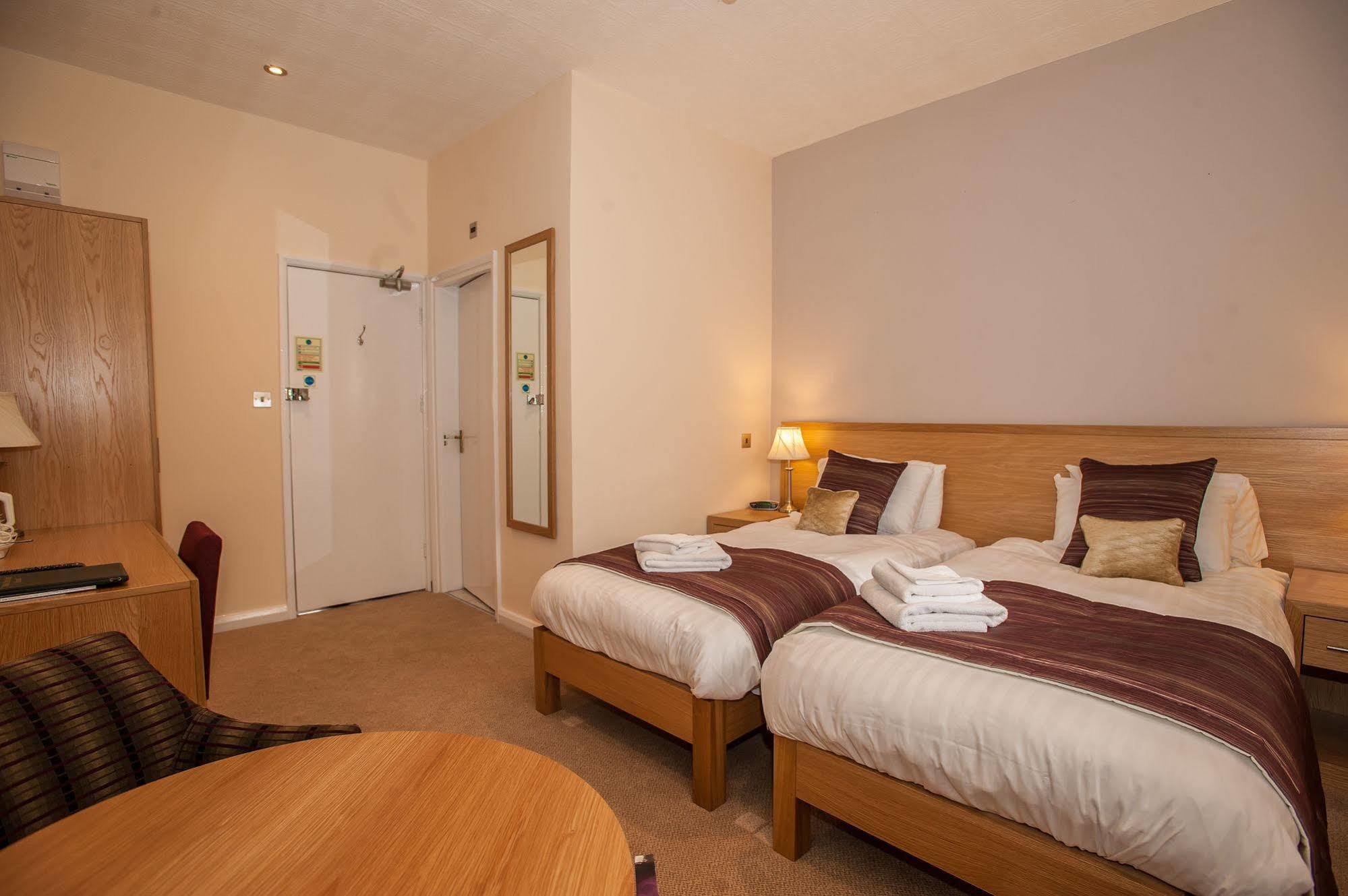 The Rutland Arms Hotel, Bakewell, Derbyshire Екстер'єр фото